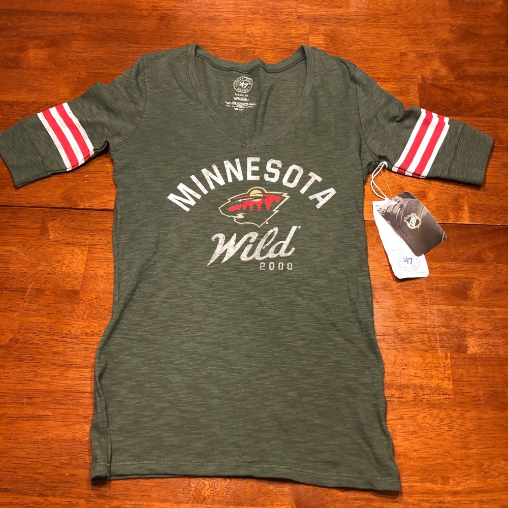 NHL Hockey Minnesota Wild T shirt top Medium